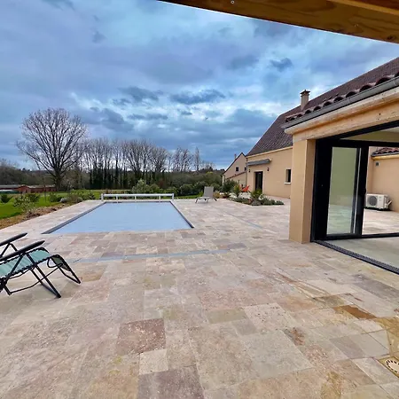 Poujol En Dordogne, Piscine Chauffee