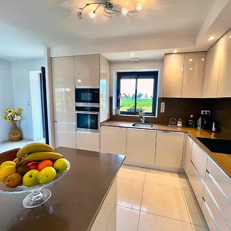 Poujol En Dordogne, Piscine Chauffee Saint-Crépin-et-Carlucet