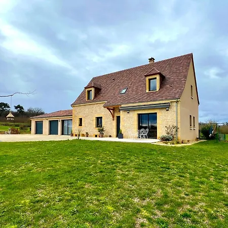 Poujol En Dordogne, Piscine Chauffee Villa