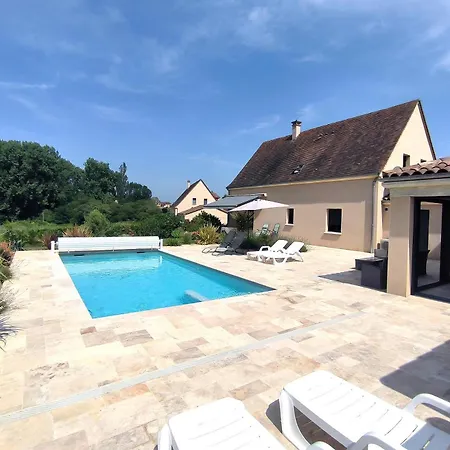Poujol En Dordogne, Piscine Chauffee Saint-Crépin-et-Carlucet