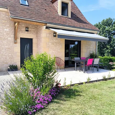 Poujol En Dordogne, Piscine Chauffee